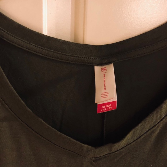 Olive Tunic w/ruching - Picture 2 of 3